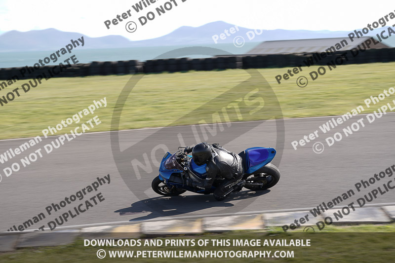 anglesey no limits trackday;anglesey photographs;anglesey trackday photographs;enduro digital images;event digital images;eventdigitalimages;no limits trackdays;peter wileman photography;racing digital images;trac mon;trackday digital images;trackday photos;ty croes